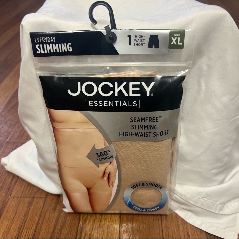 Seamfree Slimming High-Waist Short